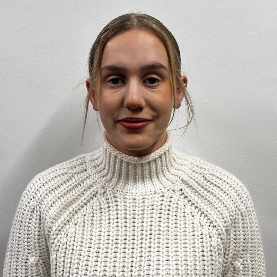 Miss M Lorriman's team photo'